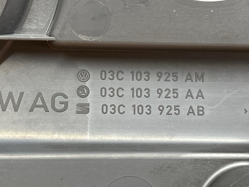 крышка двигателя, 900 рублей, Красноярск