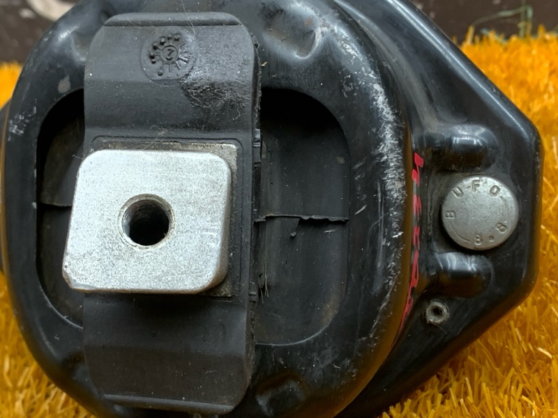 подушка двигателя, 2500 рублей, Красноярск