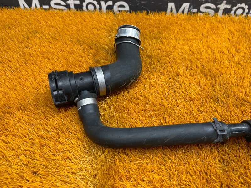 Патрубок системы охлаждения, 1200 рублей, Красноярск