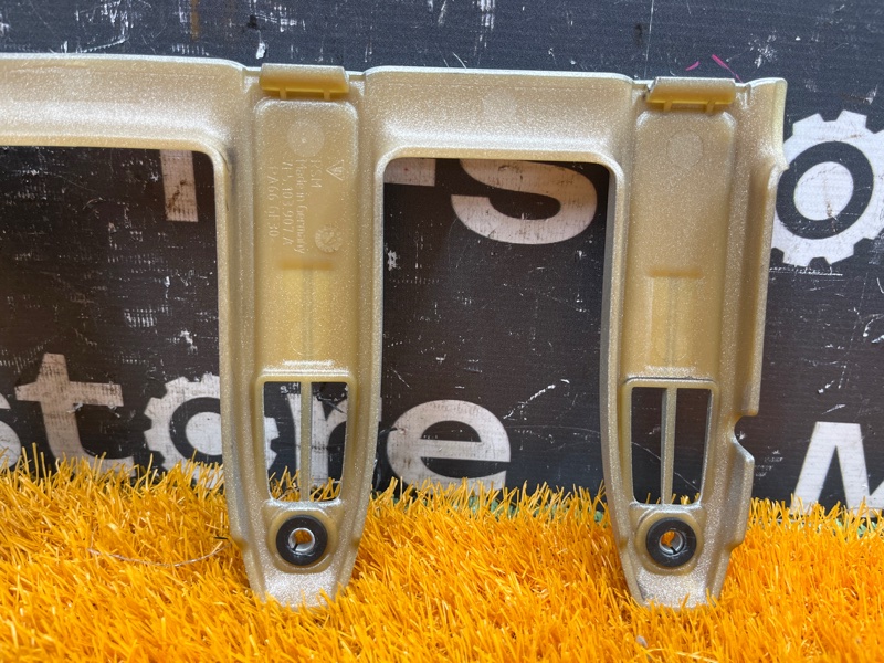 крышка двигателя, 400 рублей, Красноярск