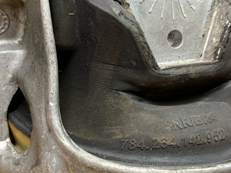 подушка двигателя, 3000 рублей, Красноярск