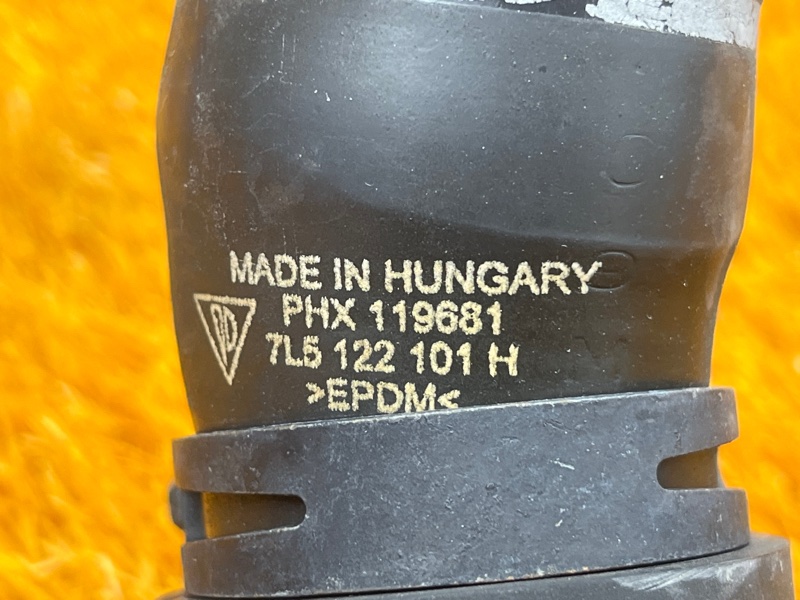 Патрубок радиатора нижний, 2500 рублей, Красноярск