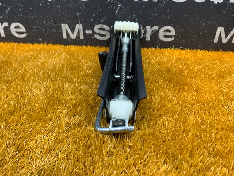 домкрат, 2500 рублей, Красноярск