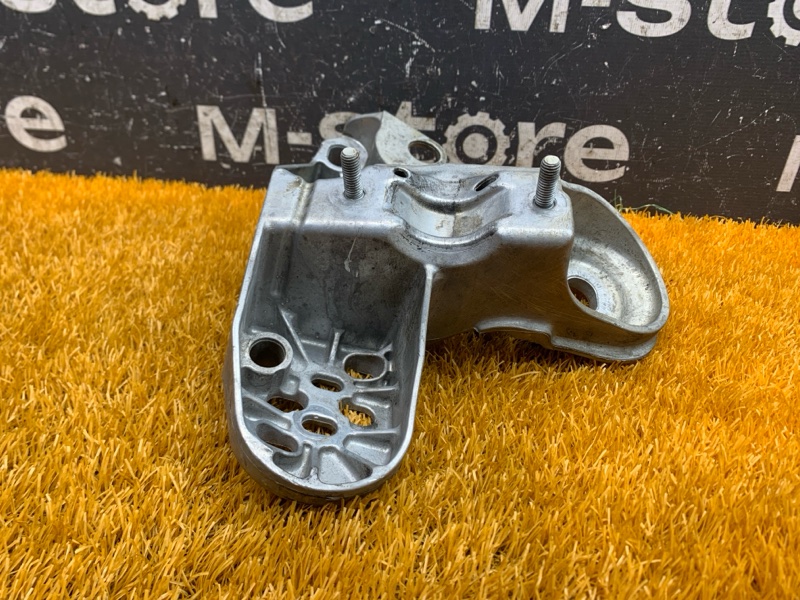 Кронштейн подушки двигателя, 1000 рублей, Красноярск