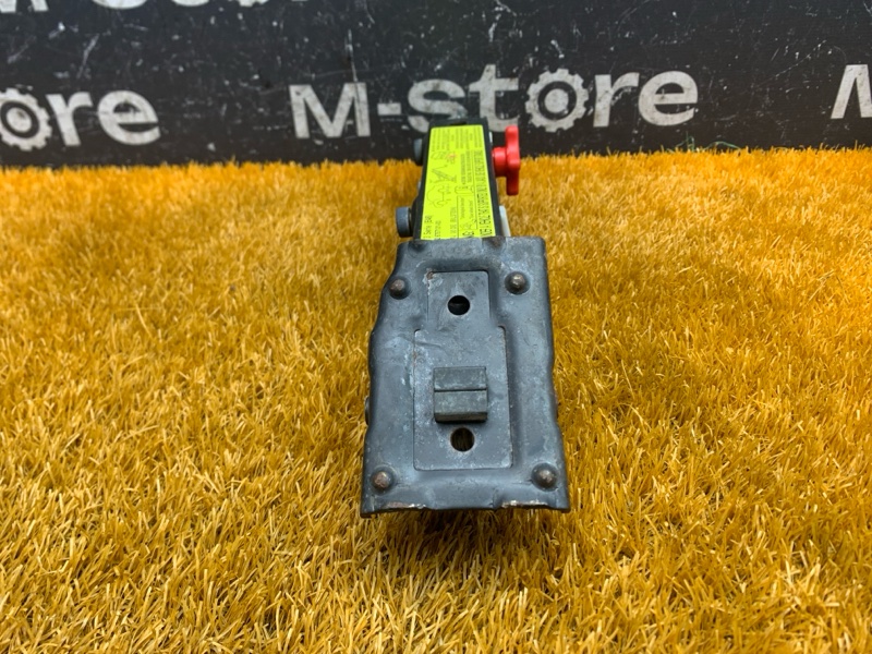 домкрат, 3000 рублей, Красноярск