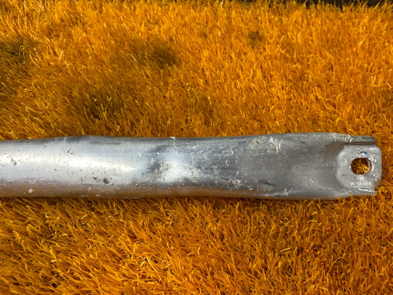 Распорка кузова, 500 рублей, Красноярск