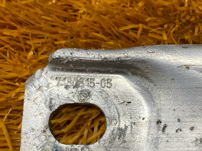 Распорка кузова, 500 рублей, Красноярск