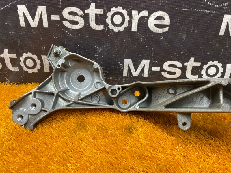 кронштейн редуктора, 1000 рублей, Красноярск