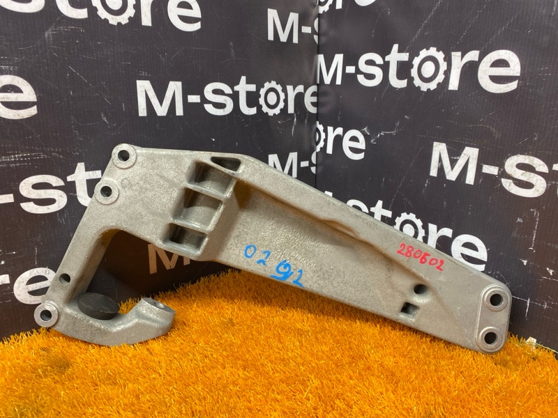 Кронштейн КПП, 500 рублей, Красноярск