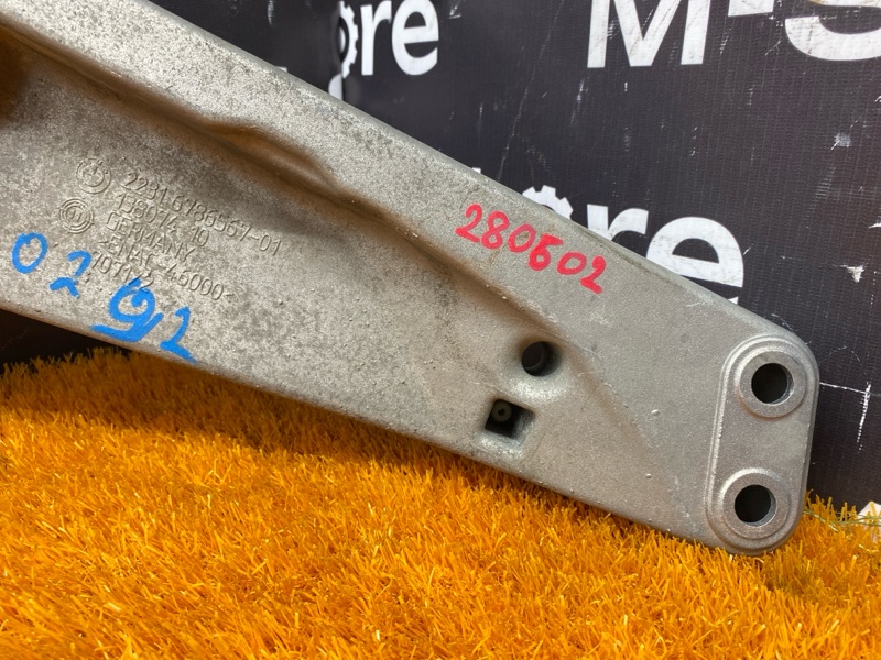 Кронштейн КПП, 500 рублей, Красноярск