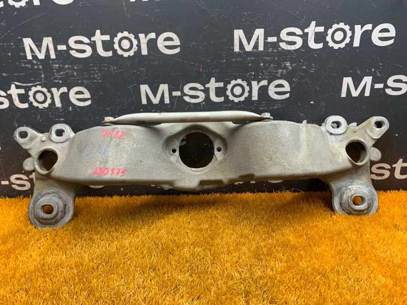 Кронштейн КПП, 2000 рублей, Красноярск