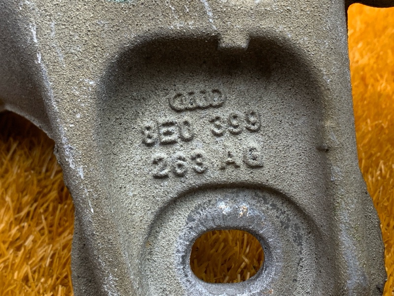 Кронштейн КПП, 2000 рублей, Красноярск