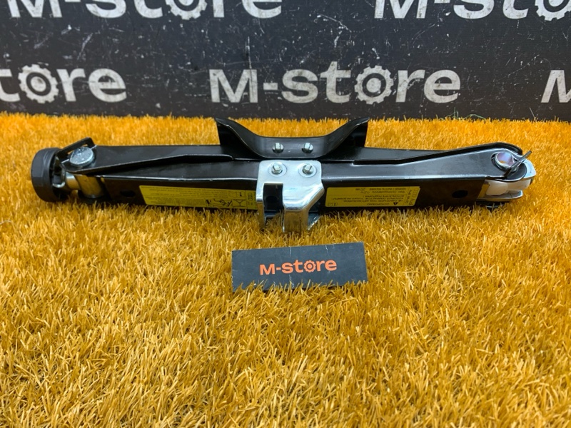 домкрат, 2500 рублей, Красноярск