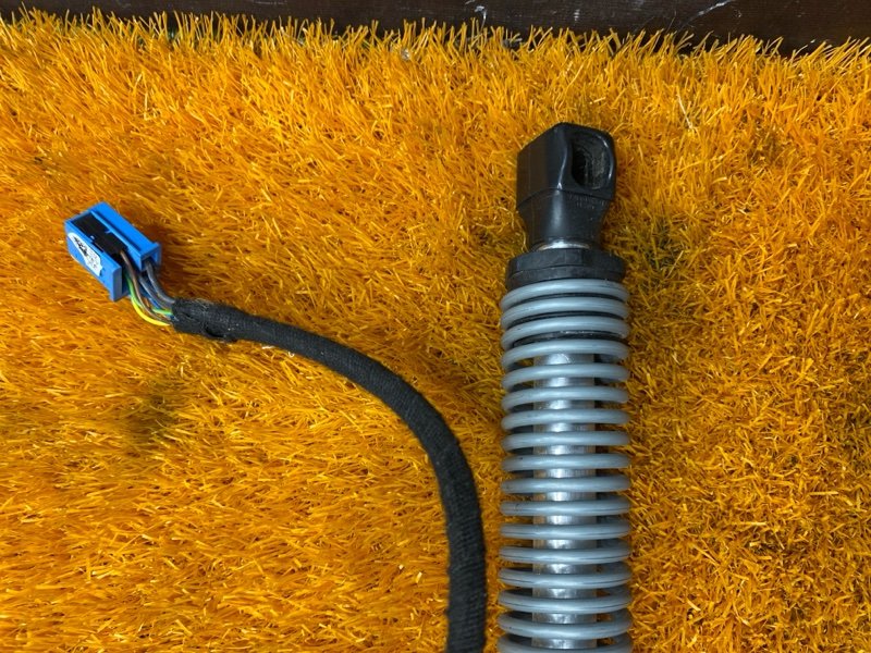 амортизатор багажника, 30000 рублей, Красноярск