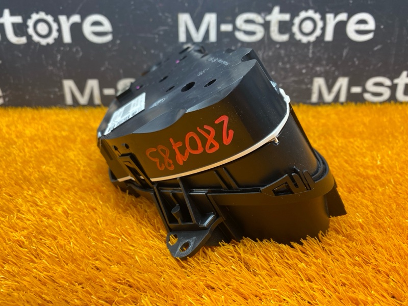 щиток приборов, 2000 рублей, Красноярск