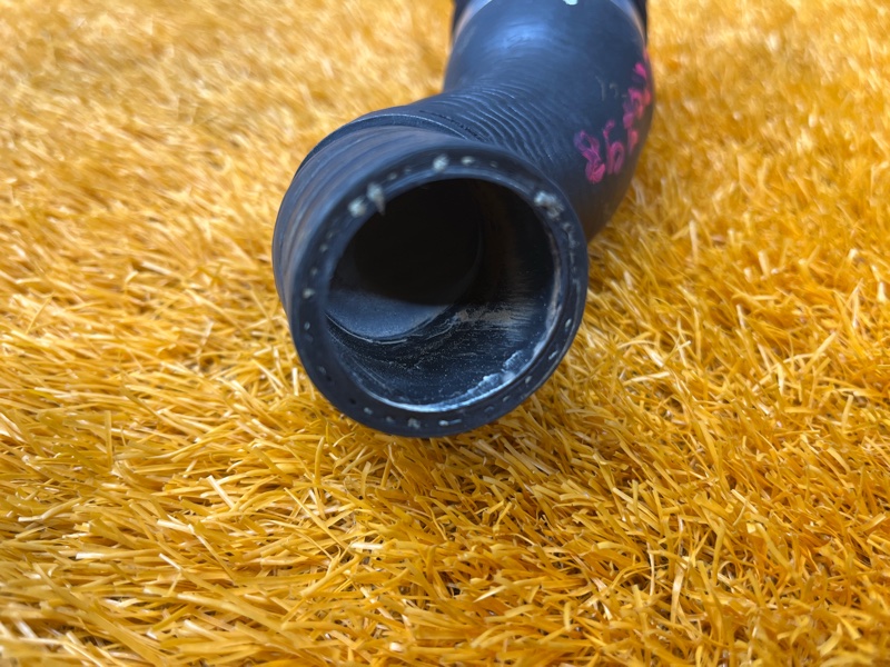 Патрубок радиатора нижний, 1000 рублей, Красноярск