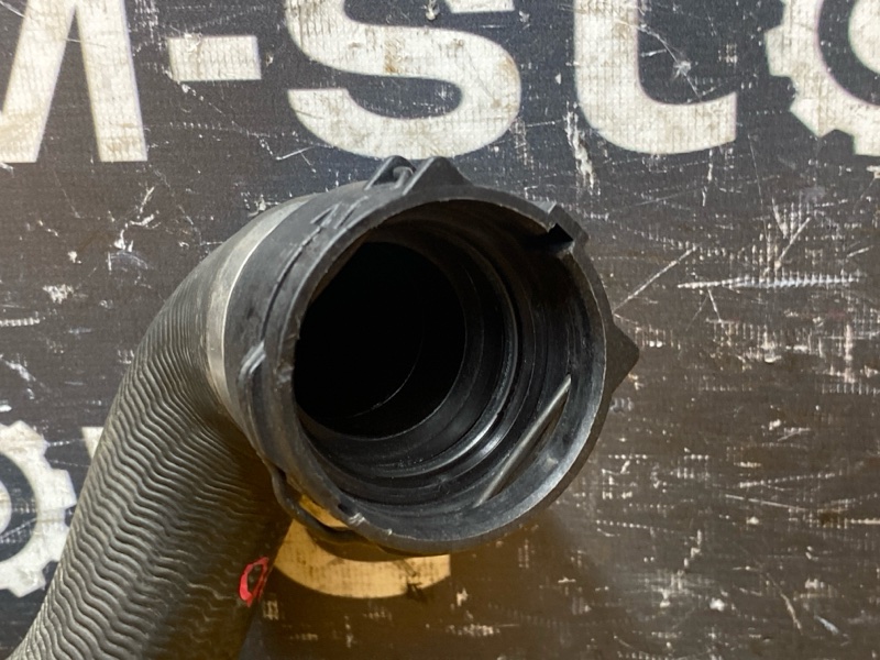 Патрубок радиатора верхний, 2000 рублей, Красноярск