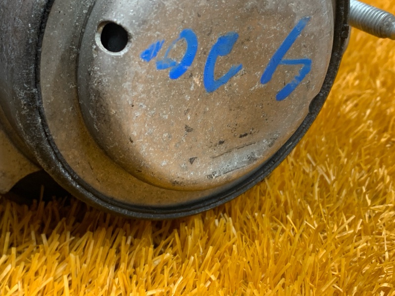 подушка двигателя, 2000 рублей, Красноярск