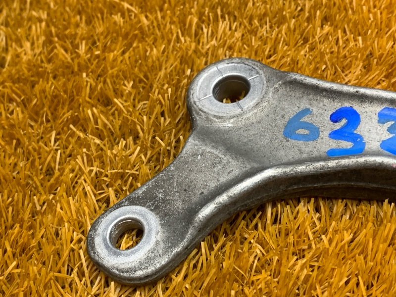 Кронштейн стойки стабилизатора, 300 рублей, Красноярск