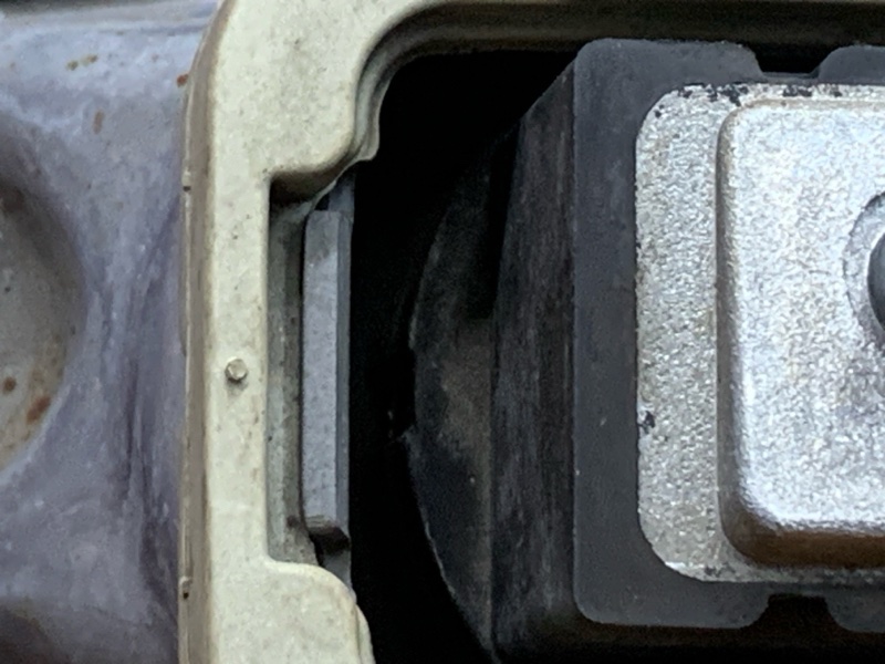 подушка двигателя, 1500 рублей, Красноярск