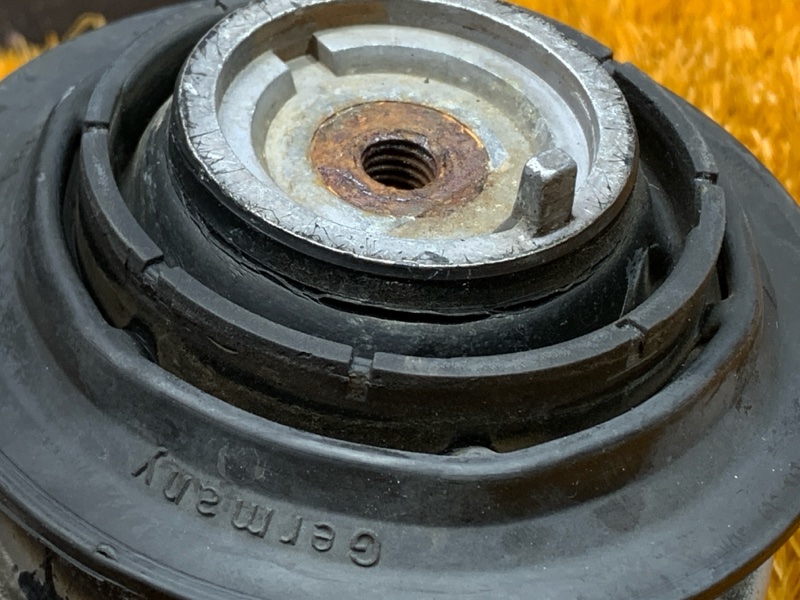 подушка двигателя, 500 рублей, Красноярск