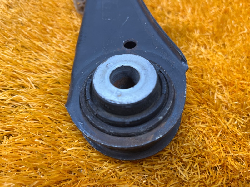 Рычаг подвески верхний, 1000 рублей, Красноярск