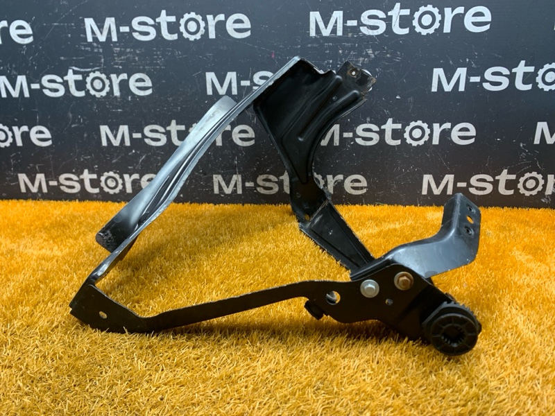 кронштейн фары, 5500 рублей, Красноярск