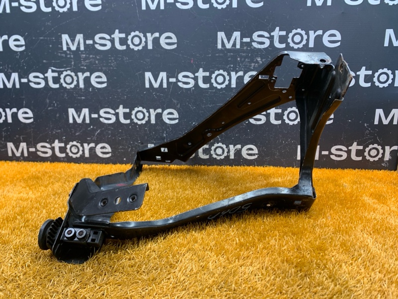 кронштейн фары, 5500 рублей, Красноярск