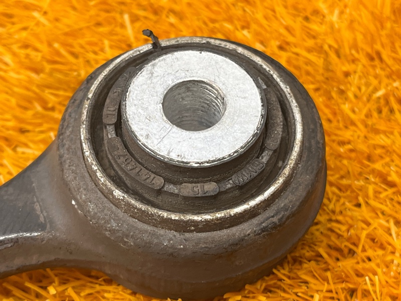 Рычаг подвески верхний, 1000 рублей, Красноярск