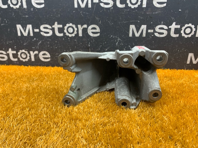 Кронштейн подушки двигателя, 900 рублей, Красноярск