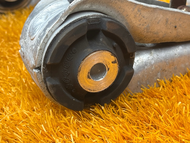 Рычаг подвески верхний, 900 рублей, Красноярск