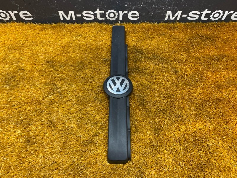 крышка двигателя, 1000 рублей, Красноярск