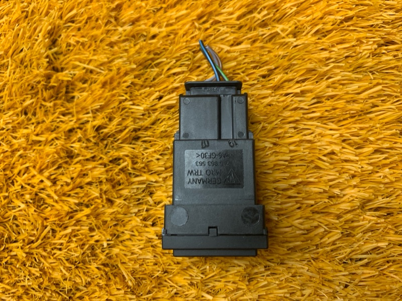 Кнопка подогрева сидений, 300 рублей, Красноярск