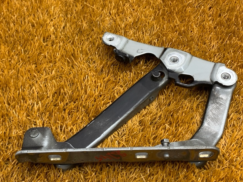 петля капота, 500 рублей, Красноярск