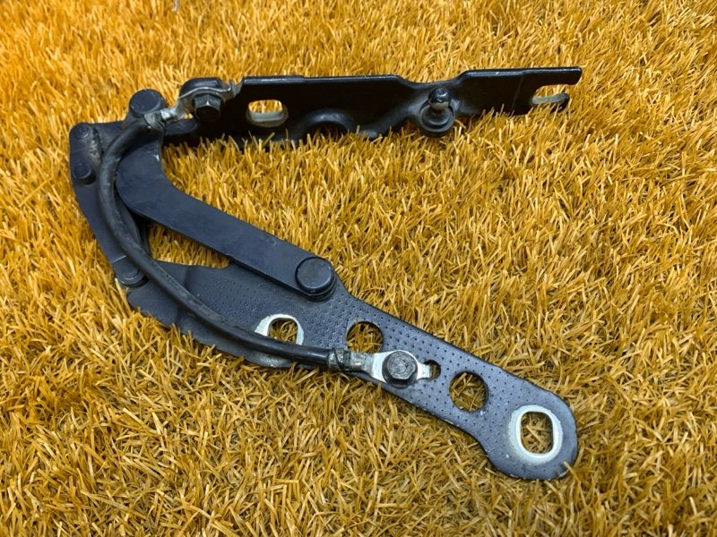 петля капота, 700 рублей, Красноярск