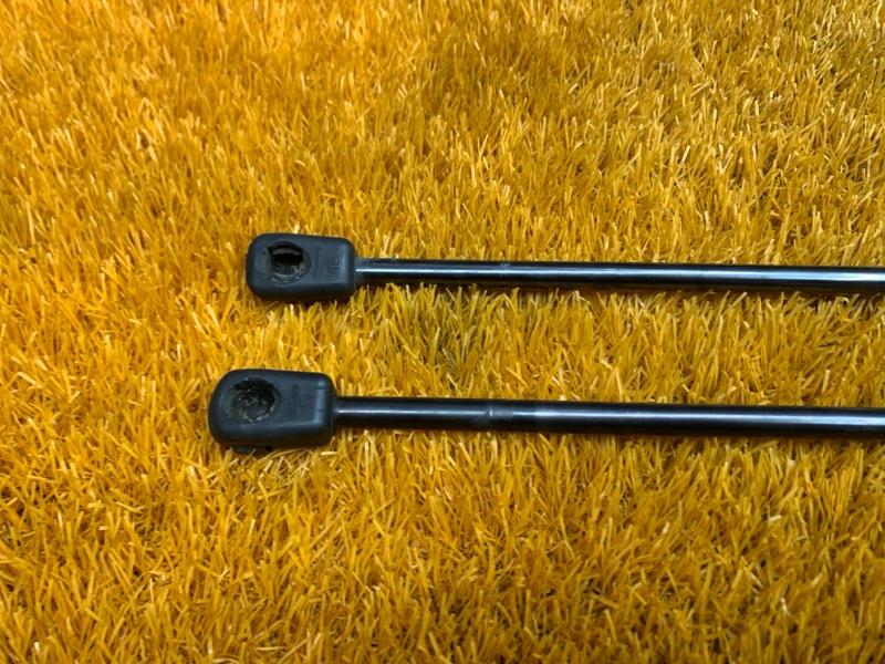 амортизатор капота, 2000 рублей, Красноярск