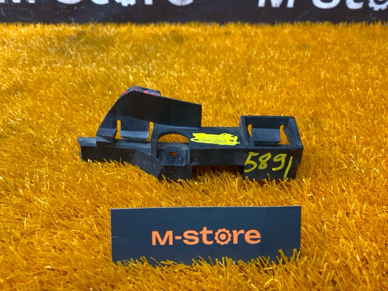 крепление бампера, 500 рублей, Красноярск