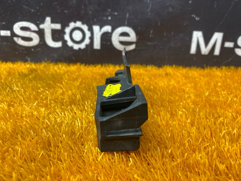 крепление бампера, 500 рублей, Красноярск