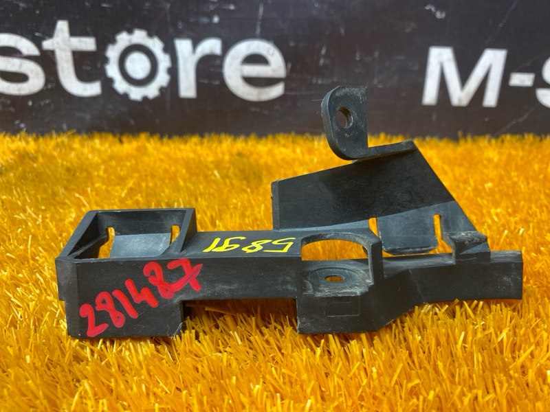 крепление бампера, 800 рублей, Красноярск