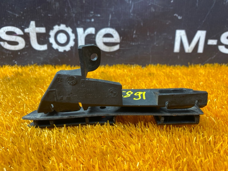 крепление бампера, 800 рублей, Красноярск