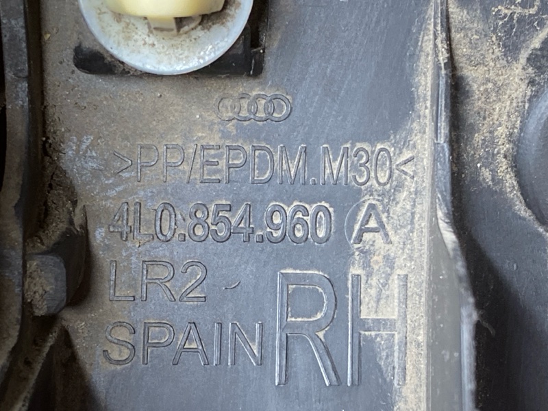 молдинг на крыло, 2000 рублей, Красноярск