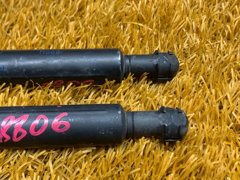 амортизатор капота, 900 рублей, Красноярск