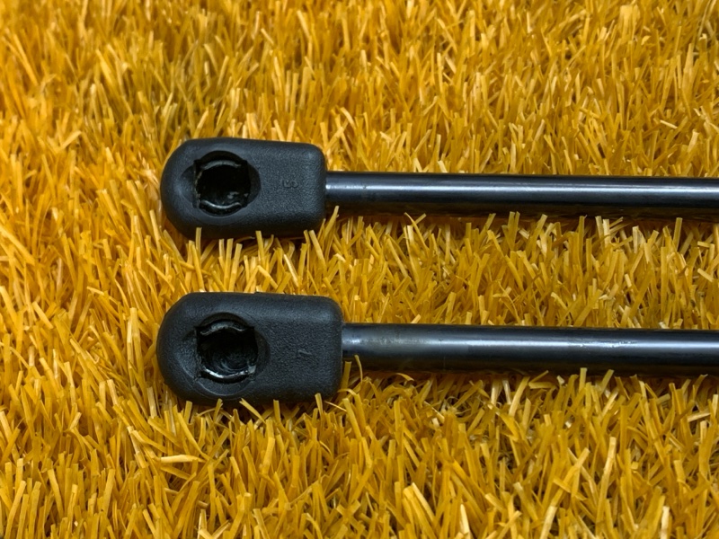 амортизатор капота, 1500 рублей, Красноярск