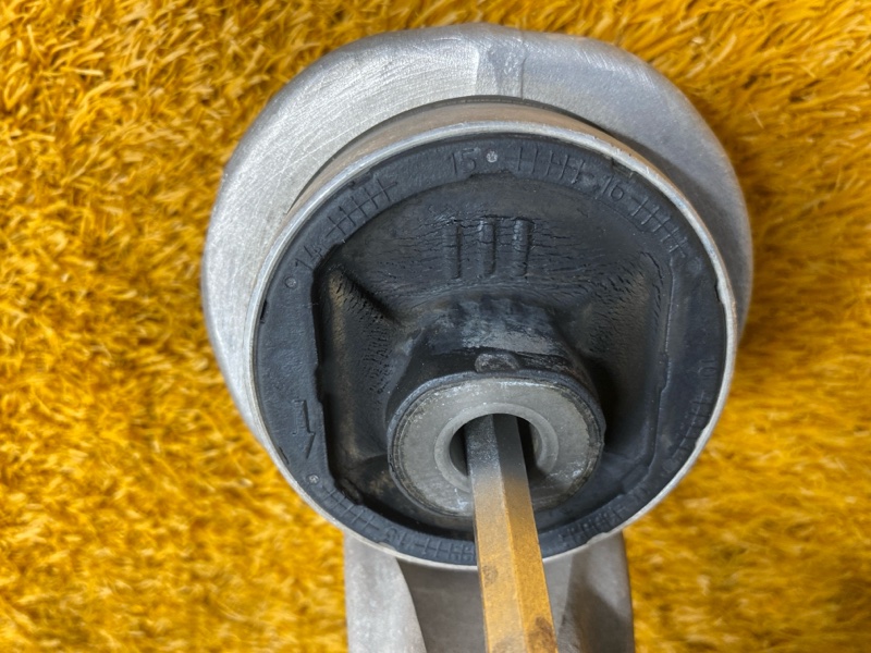 Рычаг подвески нижний, 2000 рублей, Красноярск