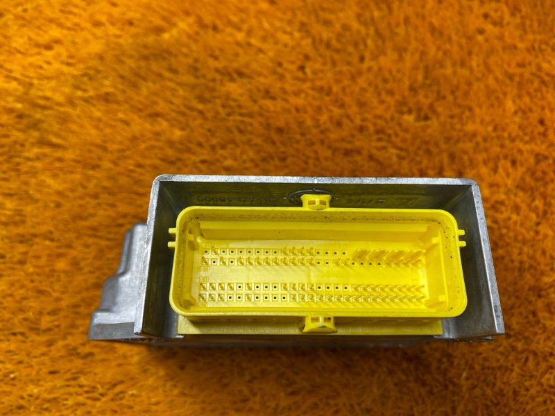 Блок управления Airbag, 2000 рублей, Красноярск