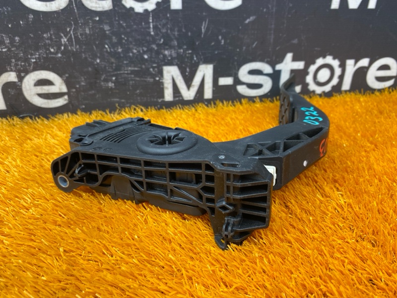 педаль газа, 500 рублей, Красноярск