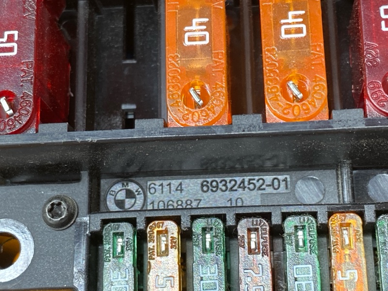 блок предохранителей, 400 рублей, Красноярск