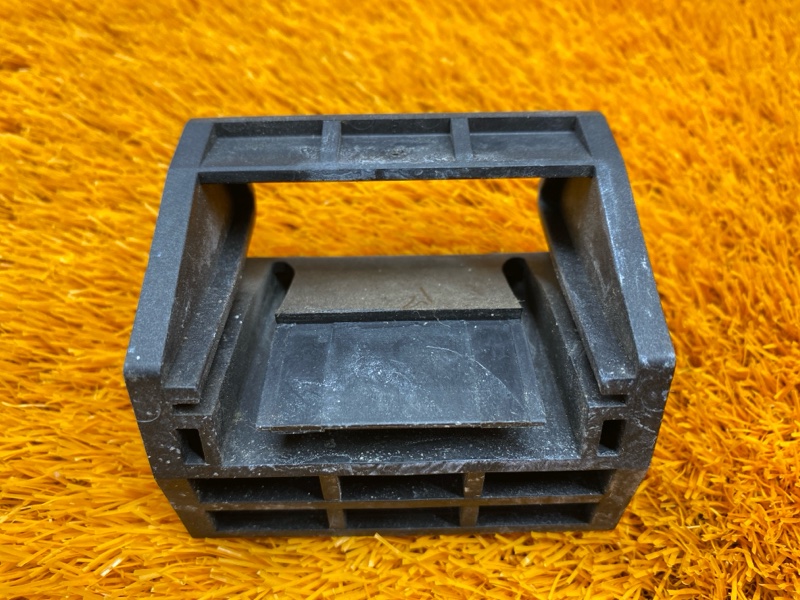 Кронштейн радиатора, 300 рублей, Красноярск