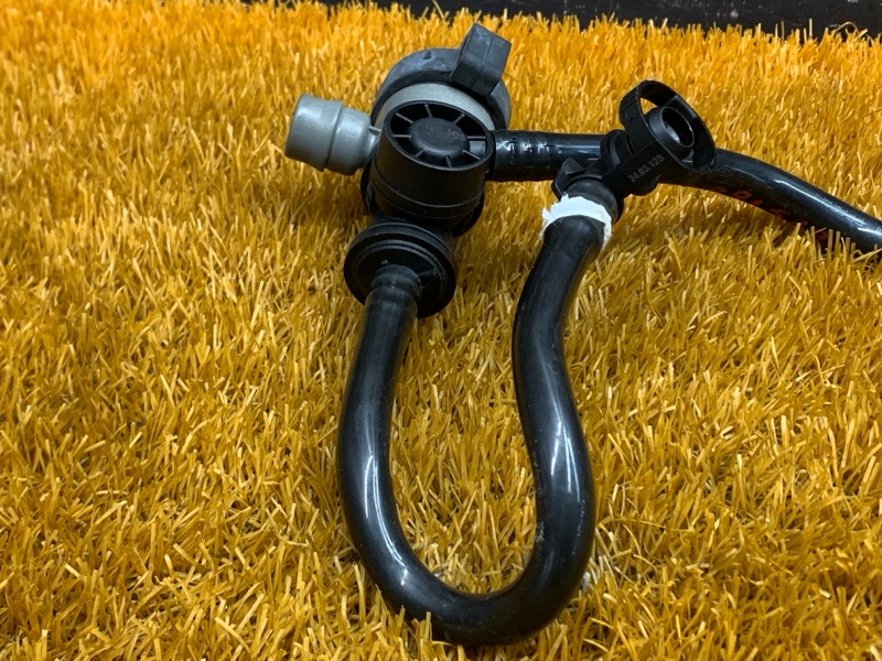 Клапан вентиляции топливного бака, 2000 рублей, Красноярск