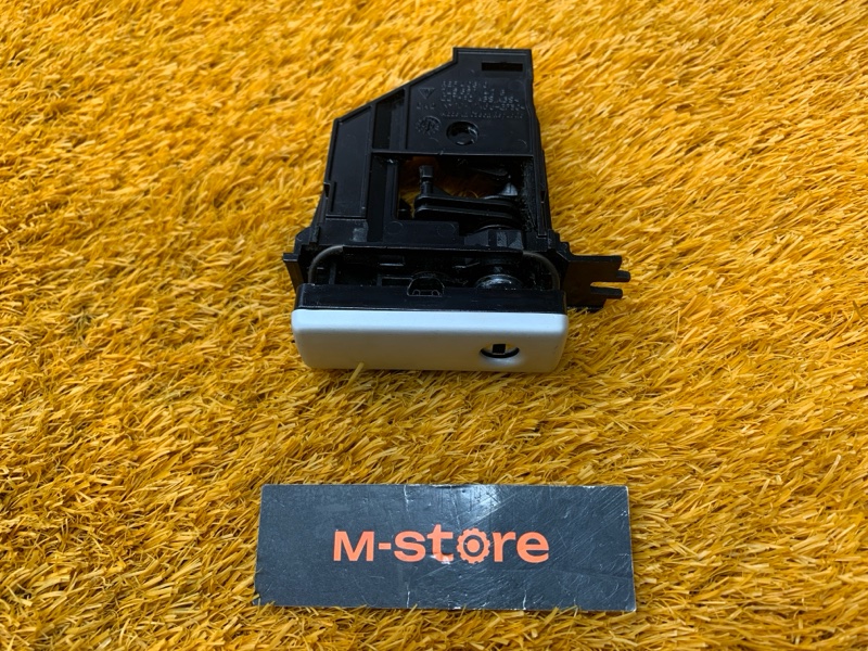 Замок бардачка, 1000 рублей, Красноярск